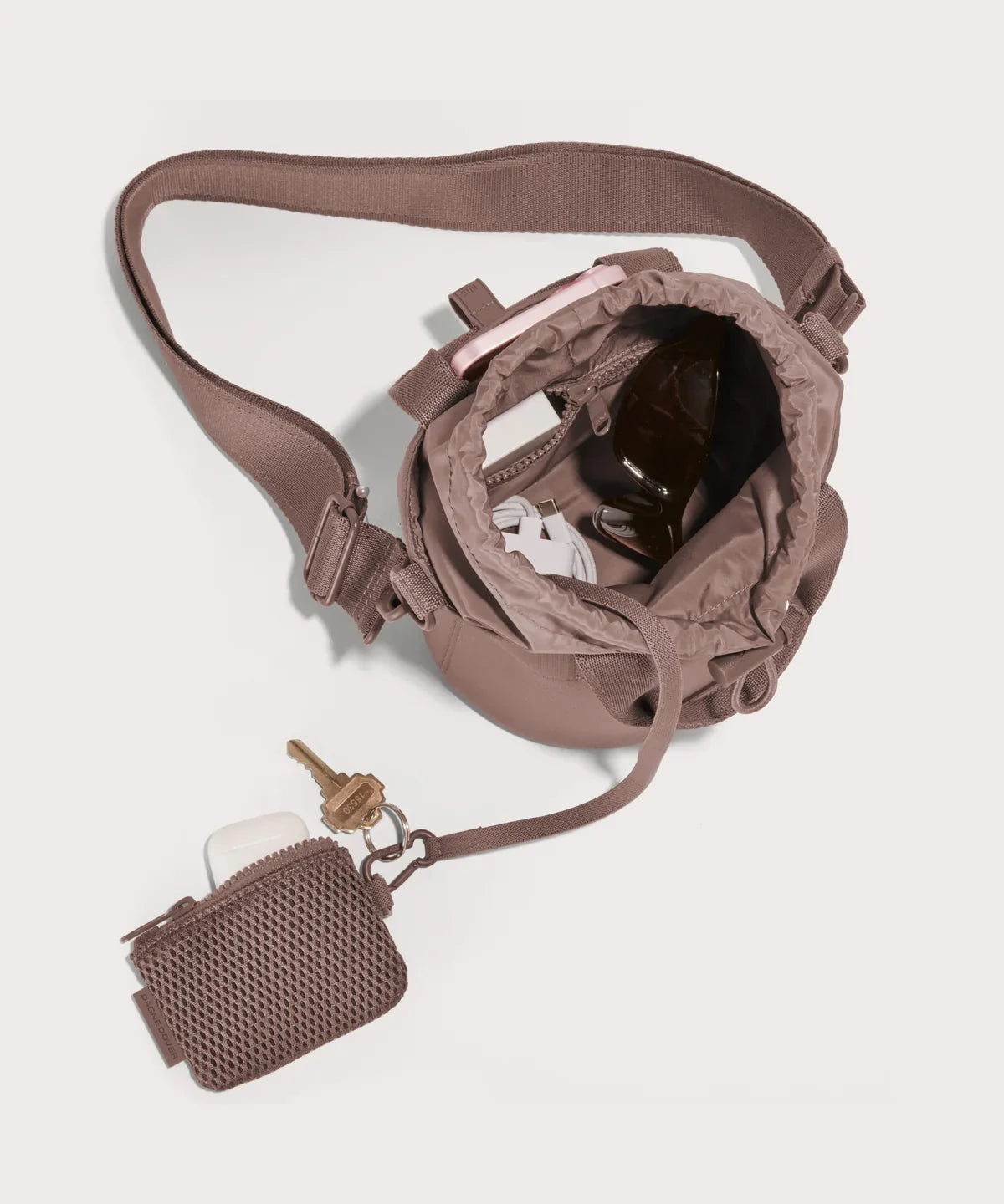 Nico Bucket Bag in Dune