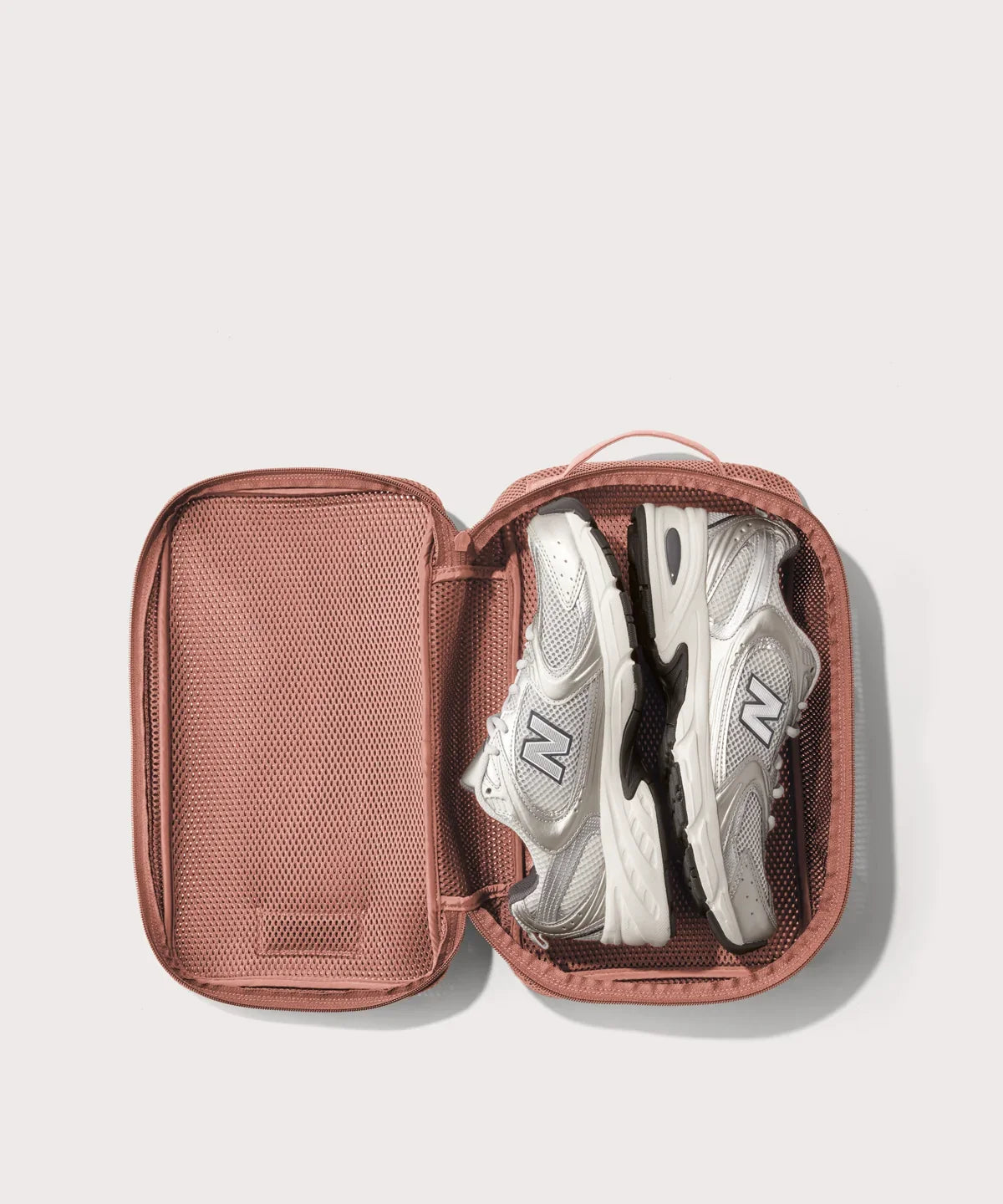 Roma Packing Cube in Warm Dust Air Mesh, Medium