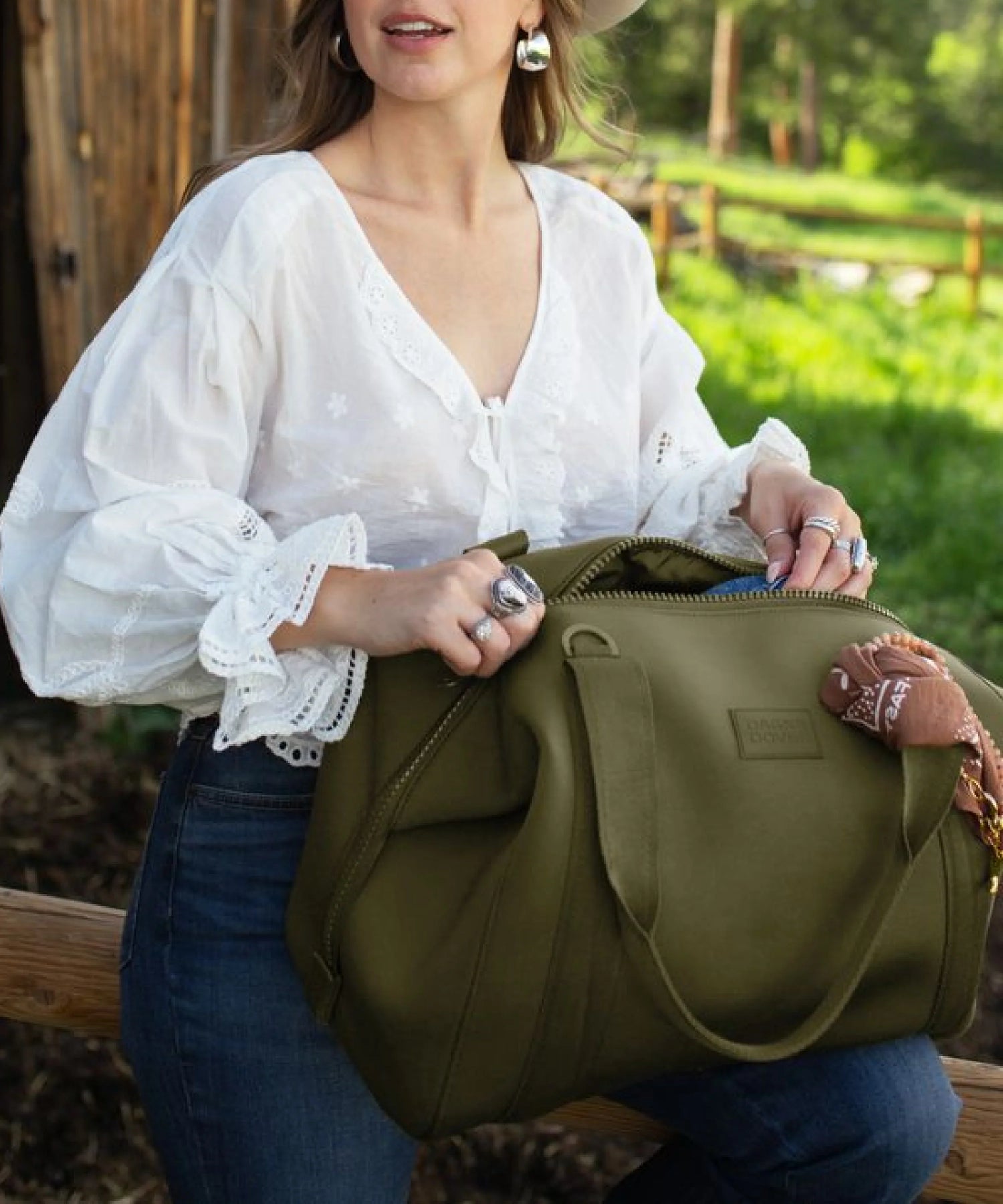 Landon Carryall in Dune, Large